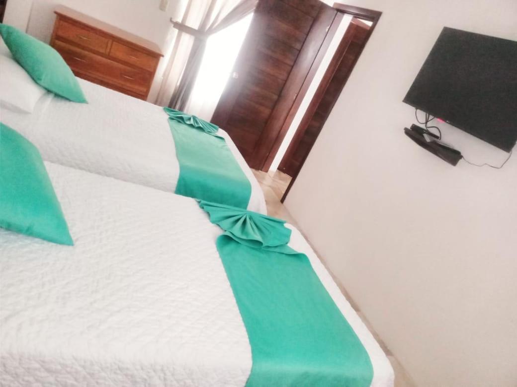 Apartahotel Casa Soleil Puerto Villamil Esterno foto