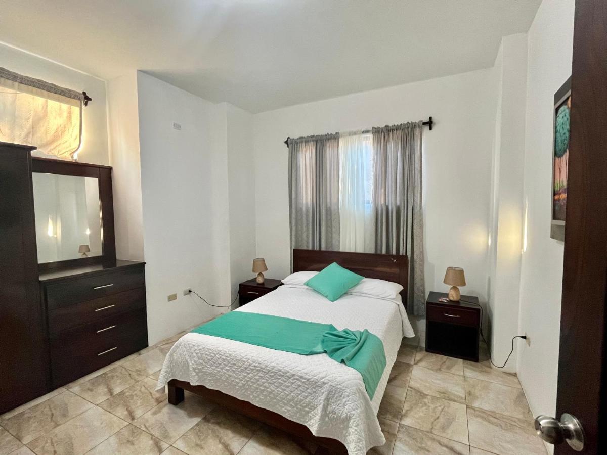 Apartahotel Casa Soleil Puerto Villamil Esterno foto