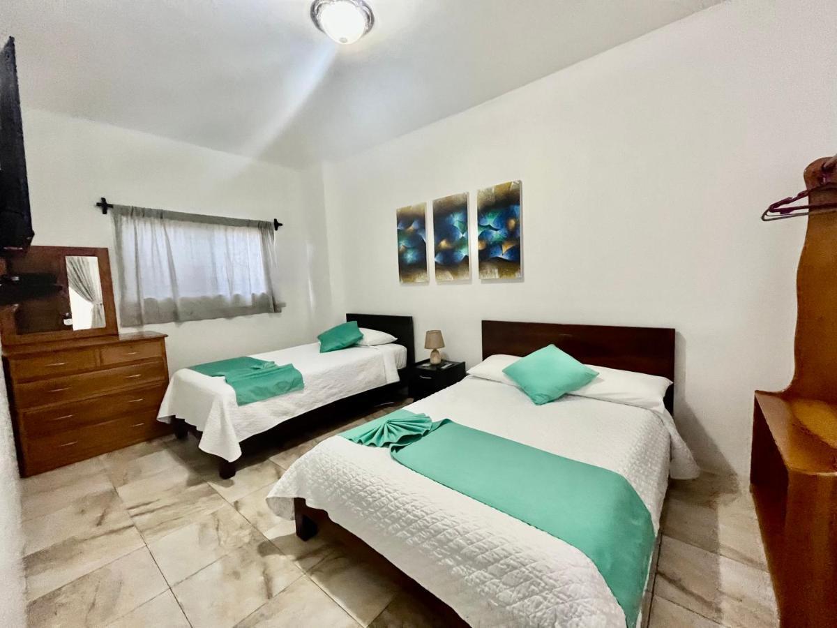 Apartahotel Casa Soleil Puerto Villamil Esterno foto